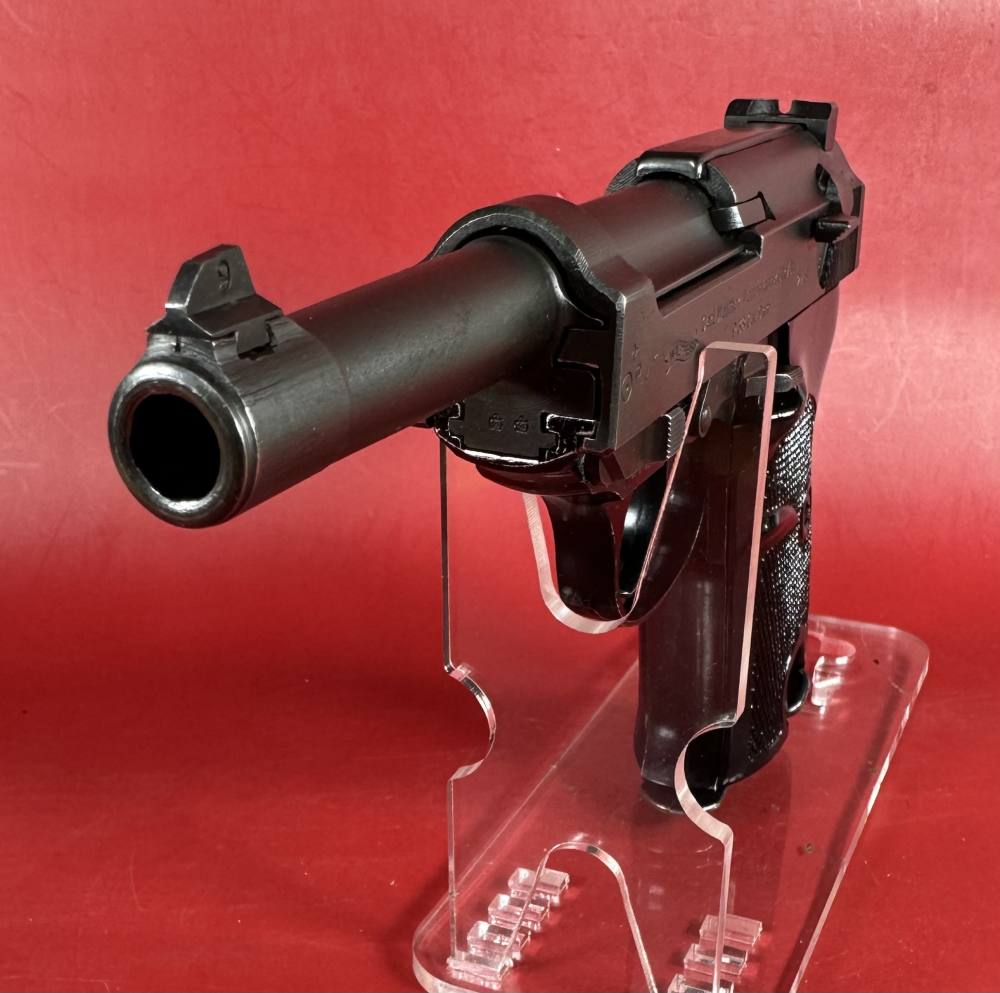 Walther P38 West German Military 9mm. 2 mags. Excellent condition-img-4