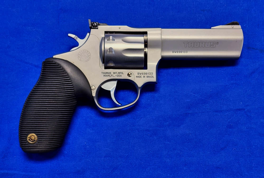 TAURUS TRACKER 9-SHOT DA/SA REVOLVER .22LR 4" STAINLESS - EXCELLENT-img-0