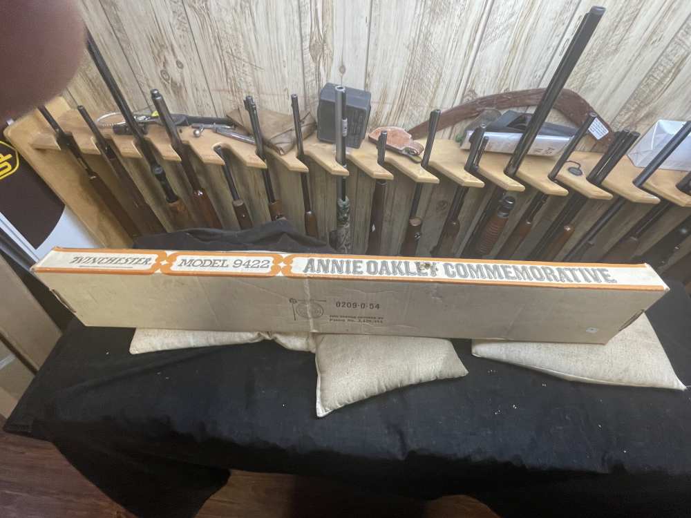Winchester Model 9422 Annie Oakley 22 S,L,LR New-img-36