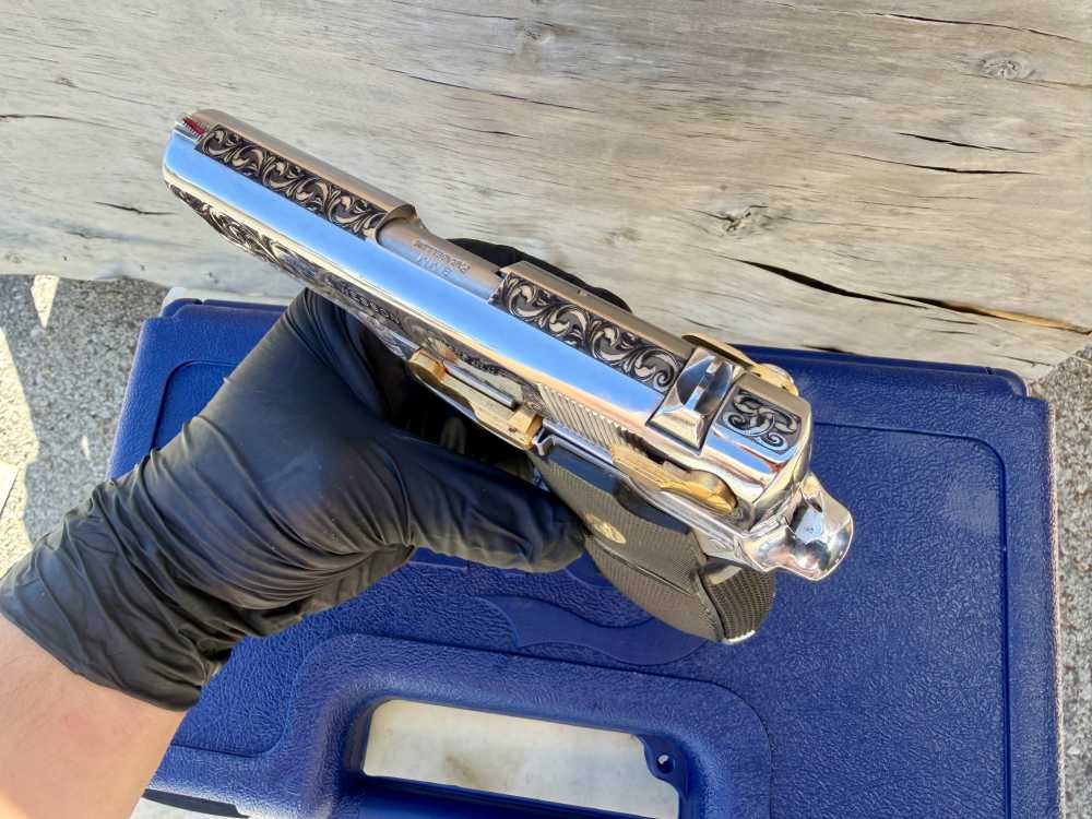 Smith & Wesson 669 9mm ENGRAVED High Polished Stainless & 24k Gold-img-27