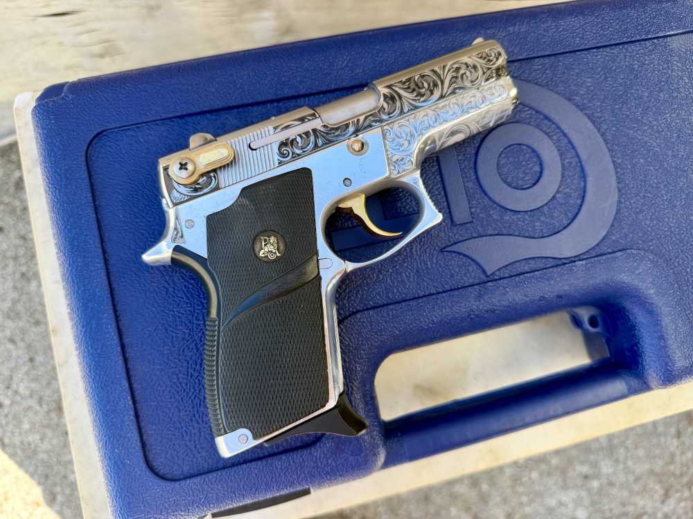 Smith & Wesson 669 9mm ENGRAVED High Polished Stainless & 24k Gold-img-9