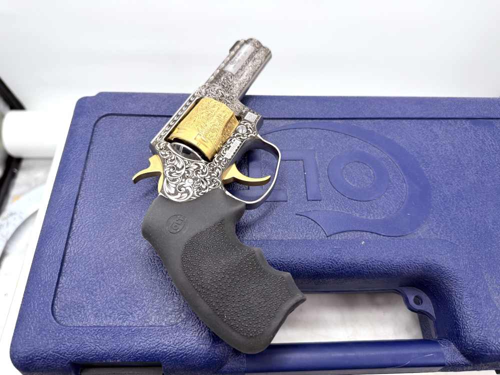 Colt King Cobra High Polished Stainless Steel & 24k Gold 3” barrel-img-6