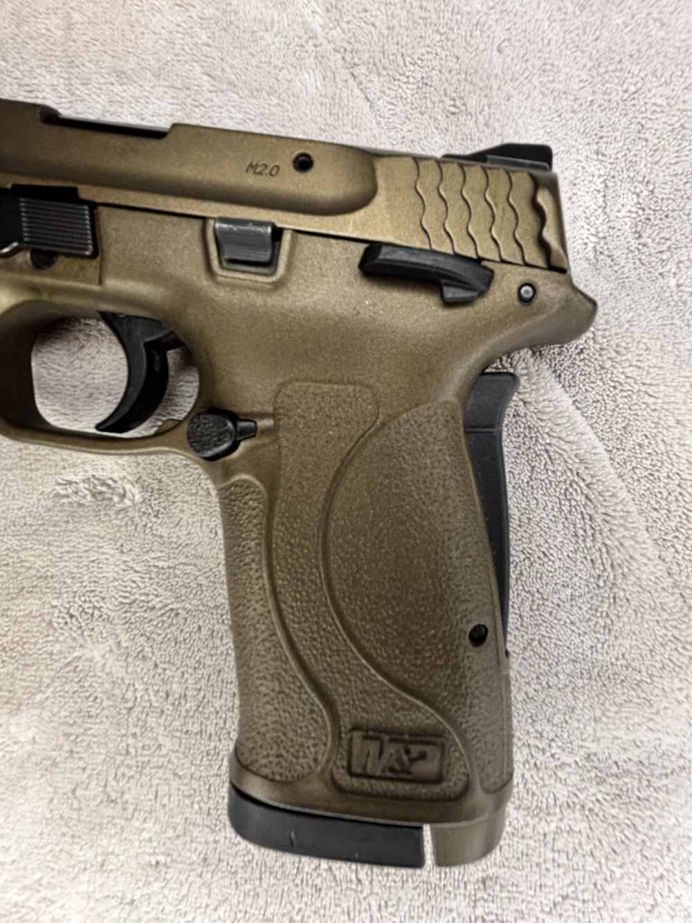 Smith & Wesson M&P380 Shield EZ  Burnt Bronze Cerakote finish -img-10