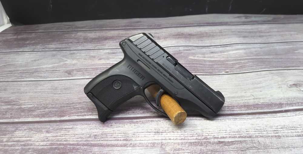 Ruger EC9s 9mm – Slim Subcompact Carry Pistol – Striker Fired – Great EDC!-img-1