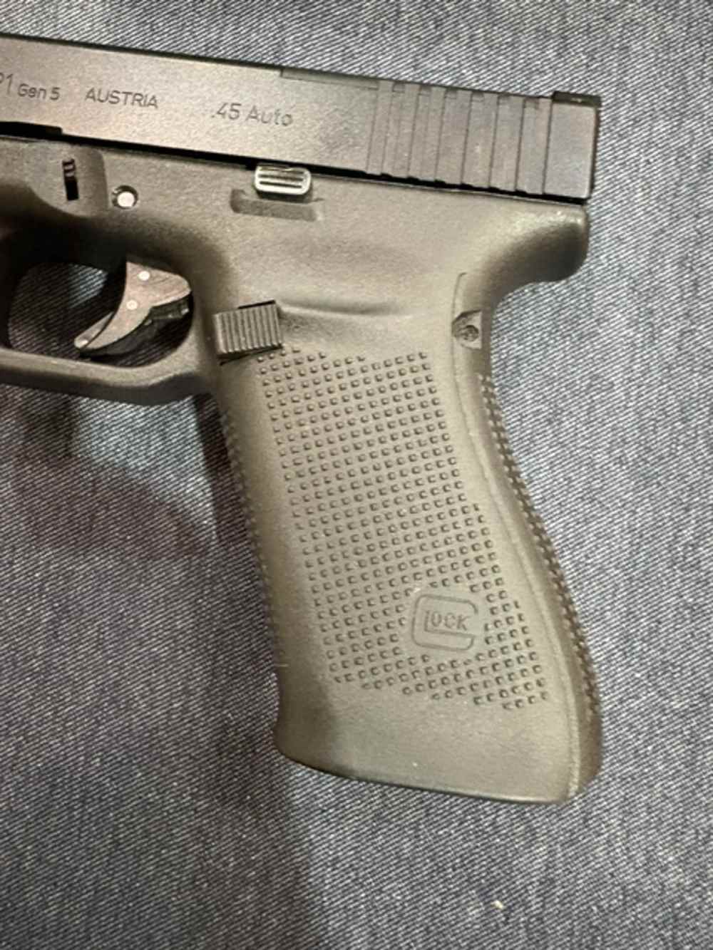Glock Gen 5 21 MOS police trade in-img-4