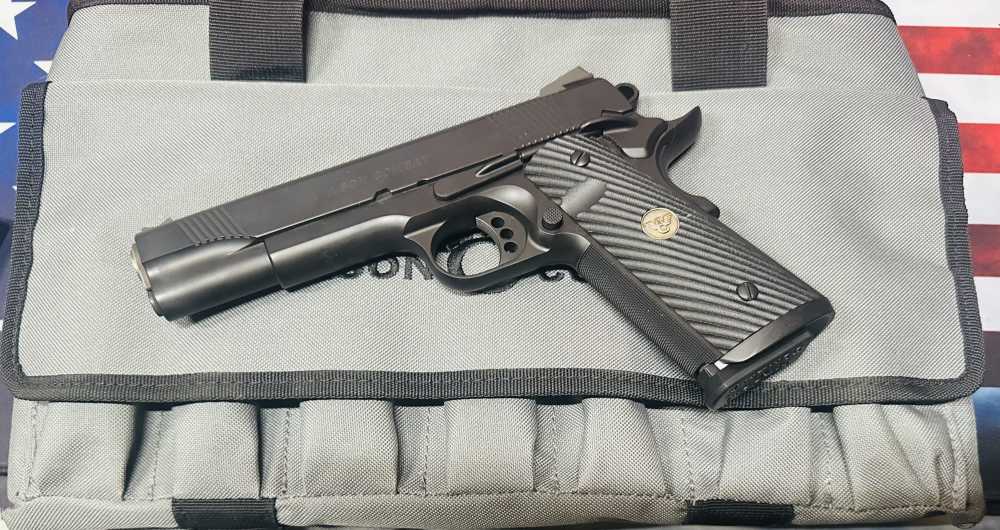 Exceptional Wilson Combat CQB Elite 45 Auto w Case + 3 Mags -img-3