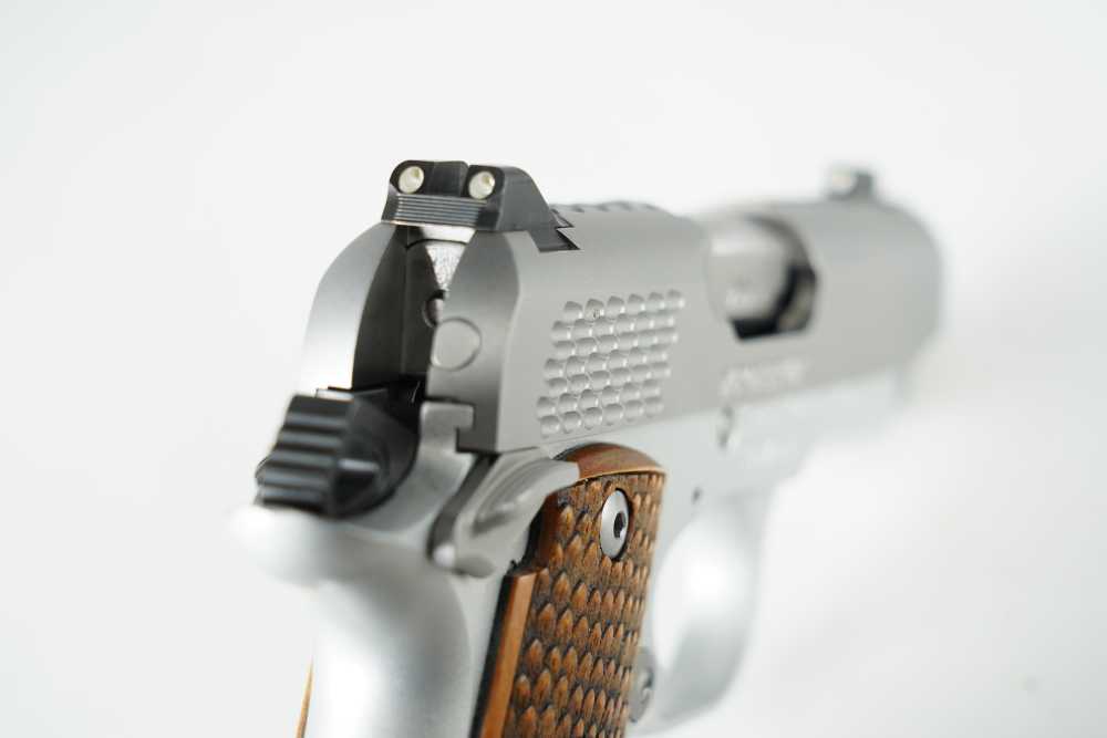 Kimber Micro 9 Raptor 9mm with wood grips 1 mag-img-16
