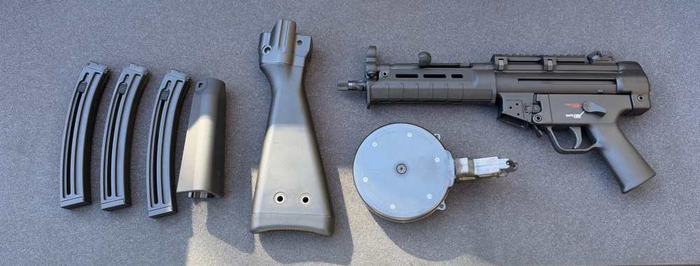 HK mp5 22lr Pistol with Extras-img-0