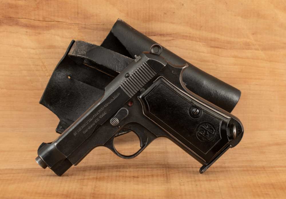 Beretta Model 1935 .32 ACP - 1944, 4UT, GERMAN OCCUPATION, MATCHING SN-img-0