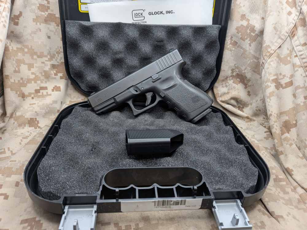 Glock 23 Gen3 .40 S&W Police Trade In USED G23 Gen 3-img-0