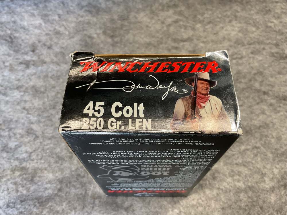 Winchester 45 Colt 250gr LFN 100 years of John Wayne (Lot C)-img-2