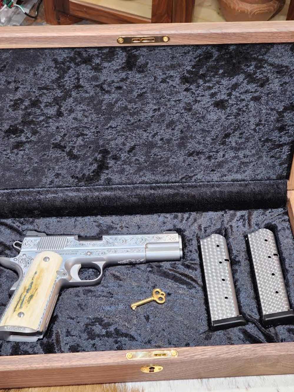 NIGHTHAWK VIP SILVER GOV .45 ACP-img-0