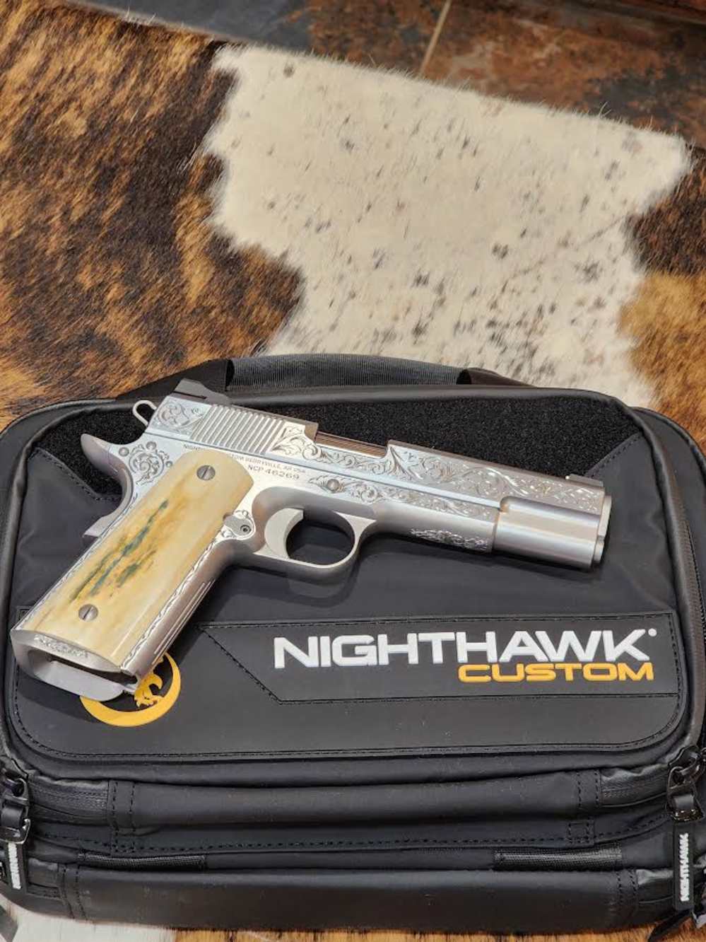 NIGHTHAWK VIP SILVER GOV .45 ACP-img-14
