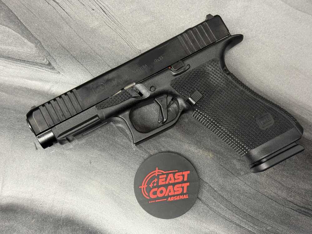 Glock 17 Gen 6 MOS 9mm 3x 17rd Mags Optic Plates OEM Box Like New PS! NR!-img-0