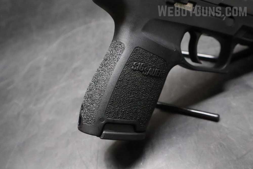 Sig Sauer P320C Semi-Automatic Pistol 9mm Parabellum-img-5
