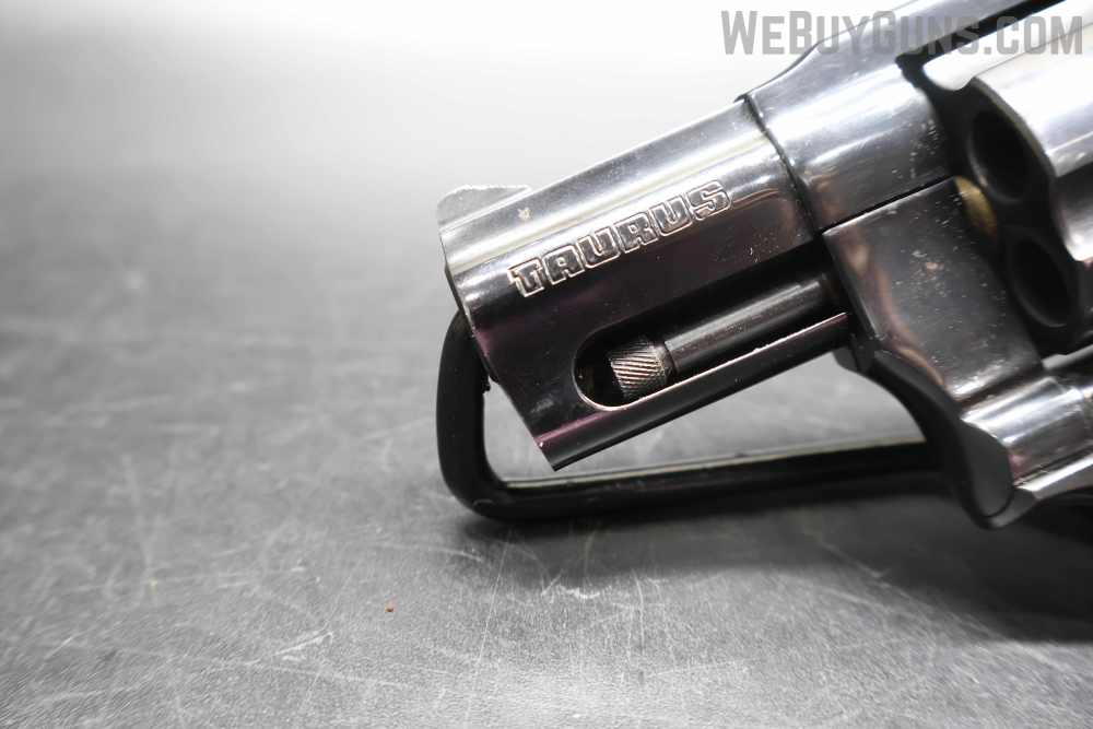 Taurus 85 Revolver 38 Special-img-7
