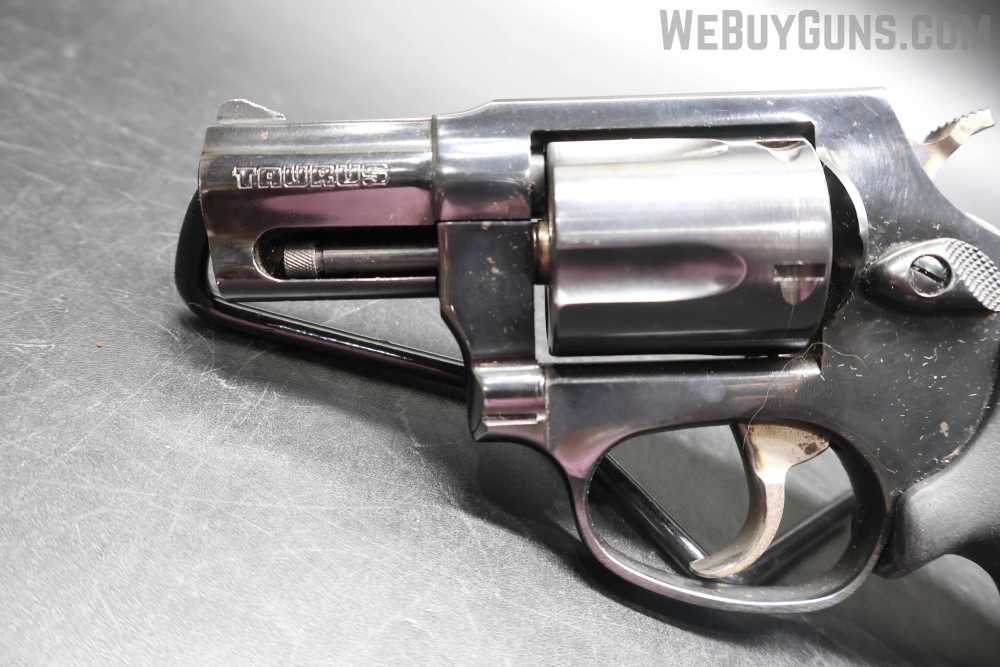 Taurus 85 Revolver 38 Special-img-8