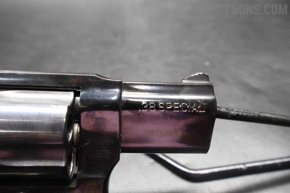 Taurus 85 Revolver 38 Special-img-16