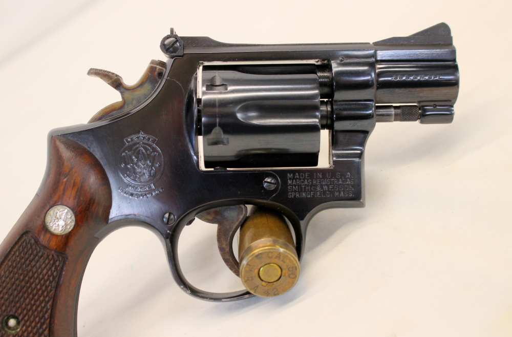 Smith & Wesson 15-2 K 38 MASTERPIECE Revolver .38Spl BLUED 2" -img-3