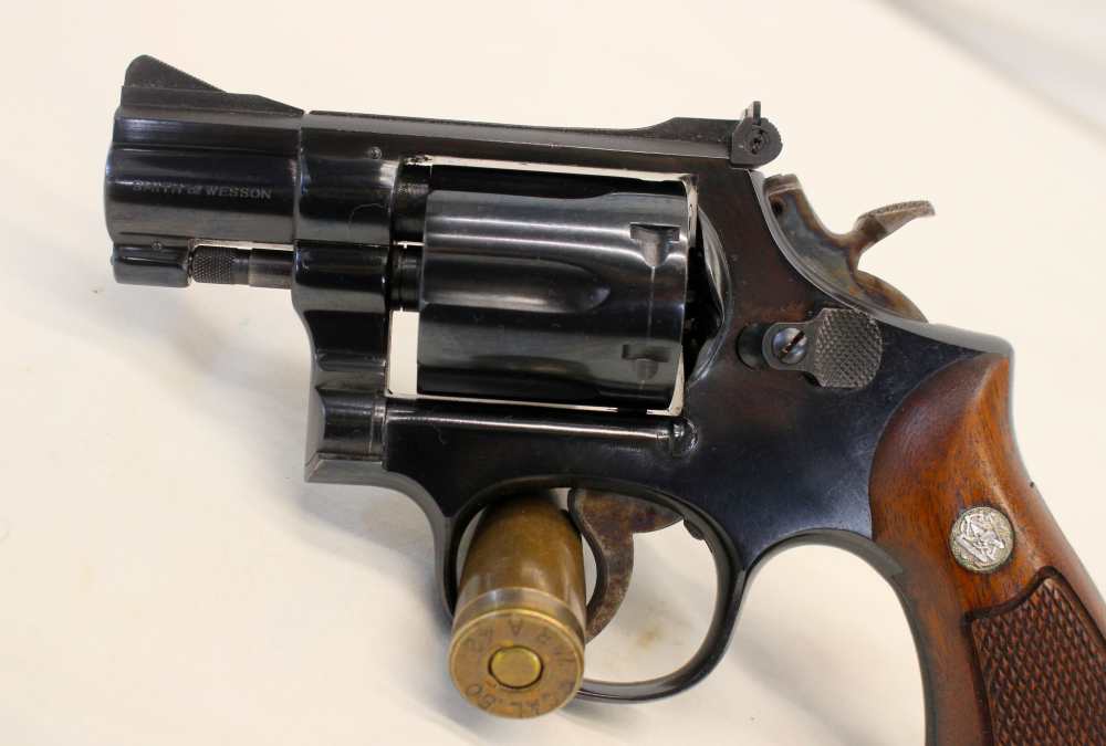 Smith & Wesson 15-2 K 38 MASTERPIECE Revolver .38Spl BLUED 2" -img-8