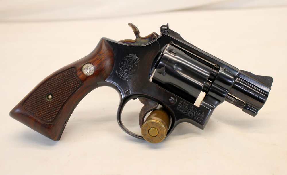 Smith & Wesson 15-2 K 38 MASTERPIECE Revolver .38Spl BLUED 2" -img-1