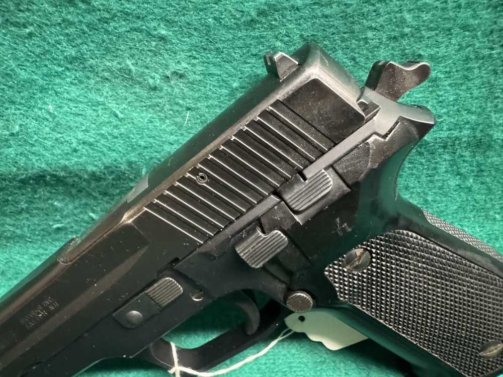 Sig Sauer P226 9mm-img-8