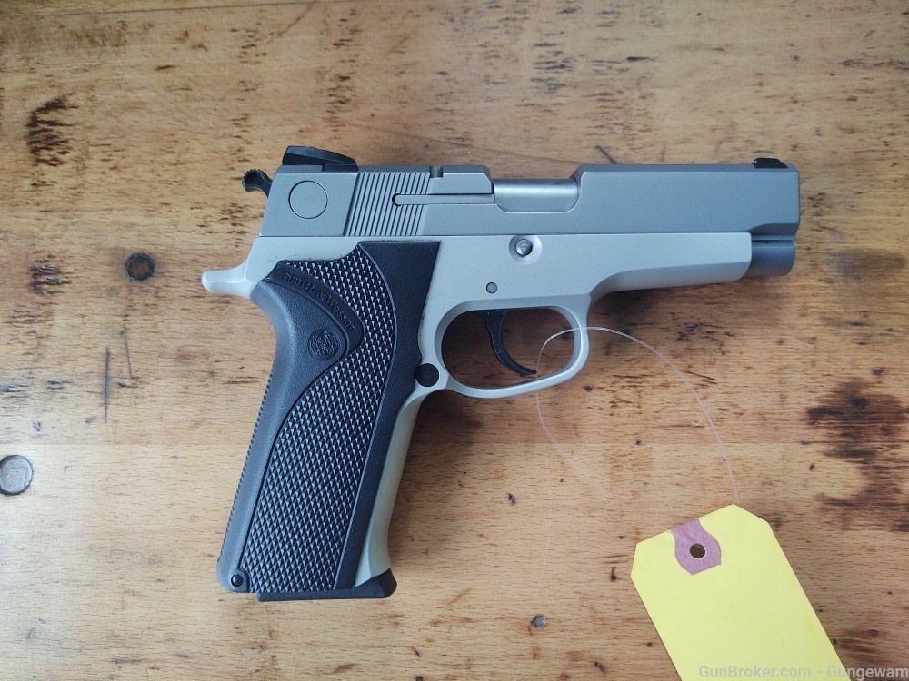 S&W 410S 40S&W RARE-img-2
