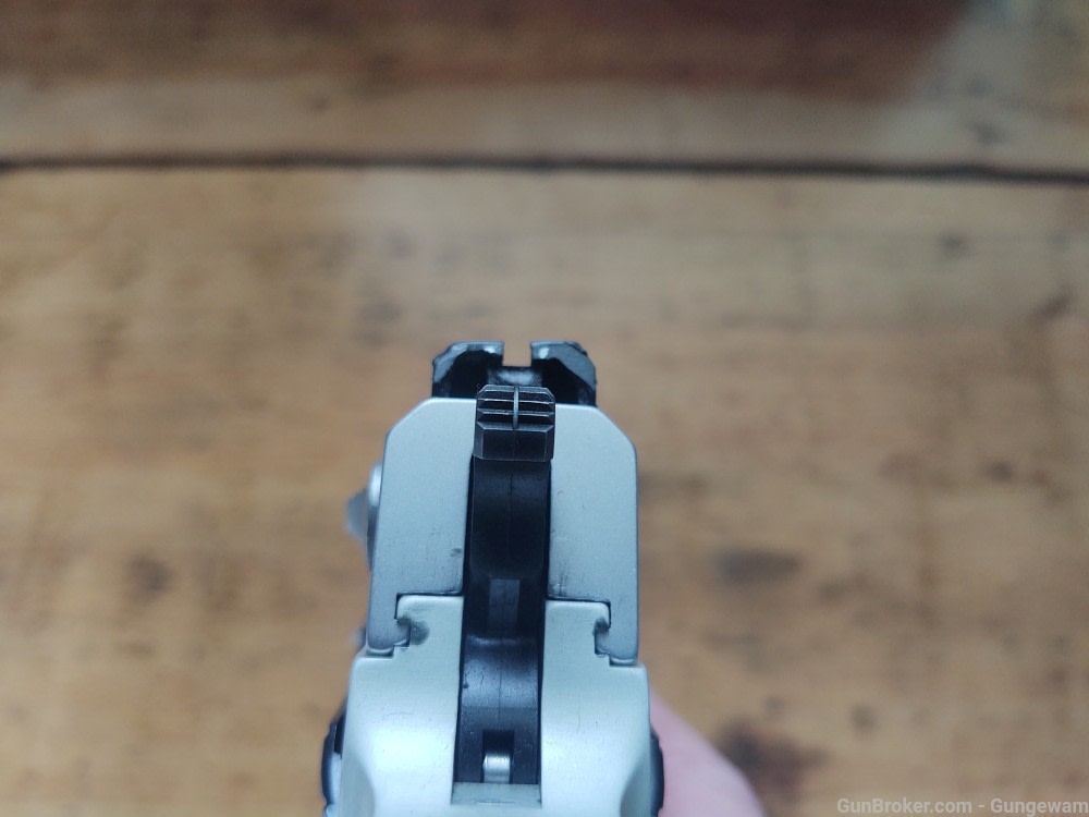 S&W 410S 40S&W RARE-img-1