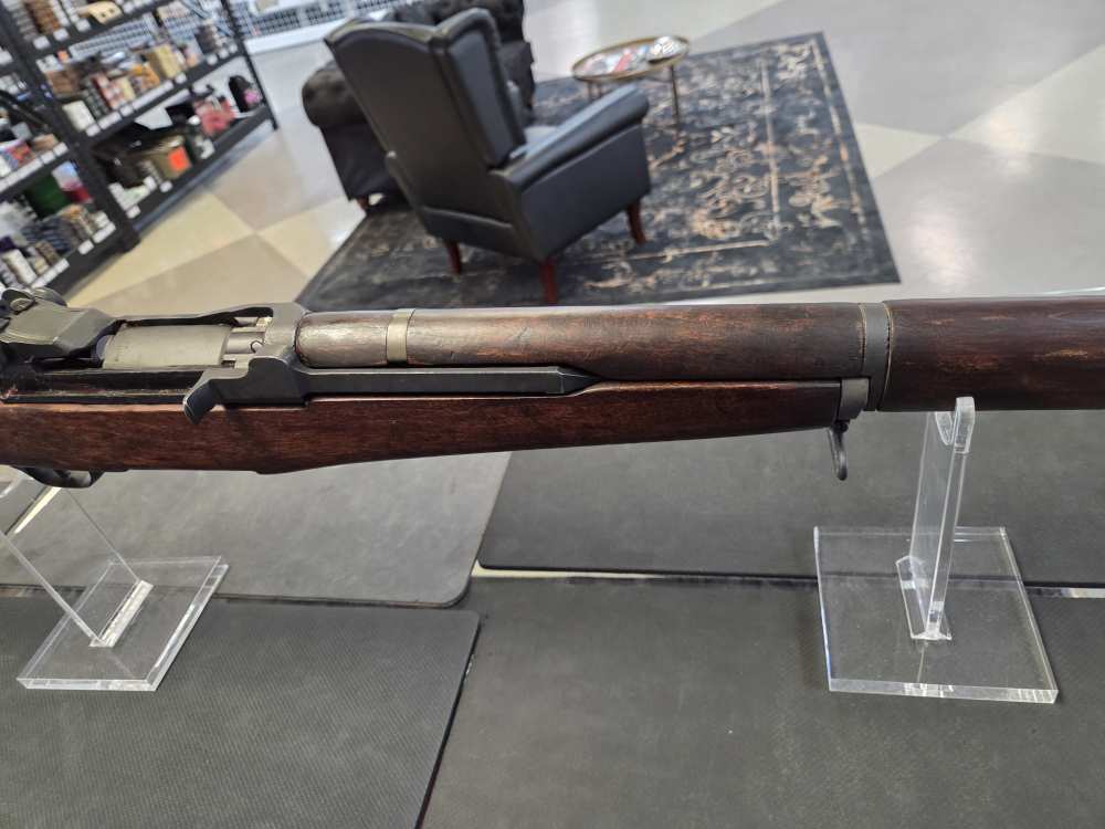M1 GARAND FROM 1943 BEAUTIFUL WOOD WITH STAMPINGS-img-14