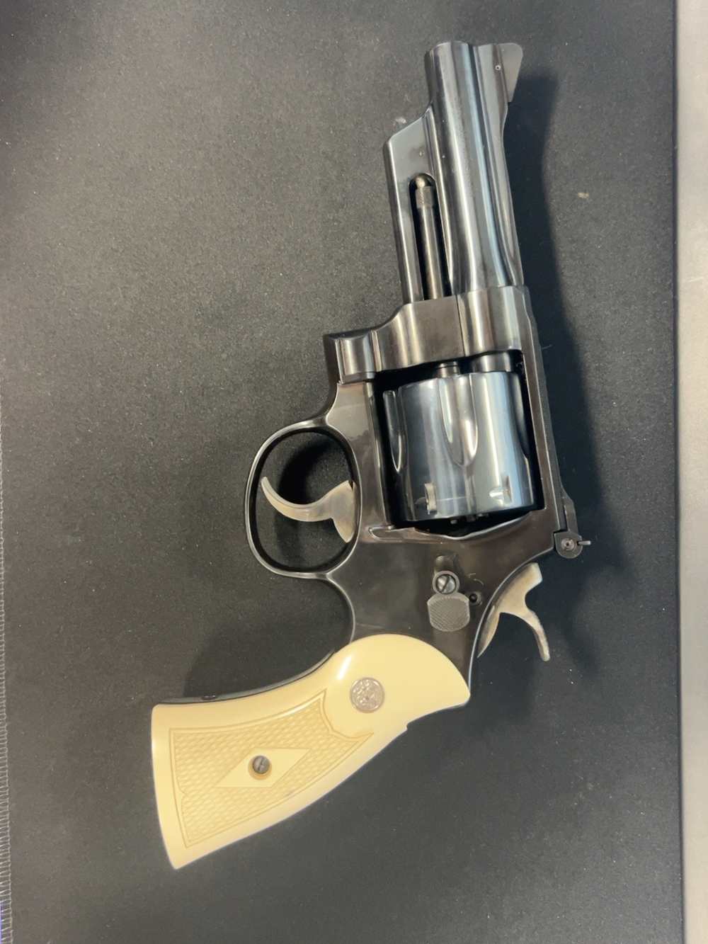 Smith & Wesson Model 27-9 Revolver-img-5