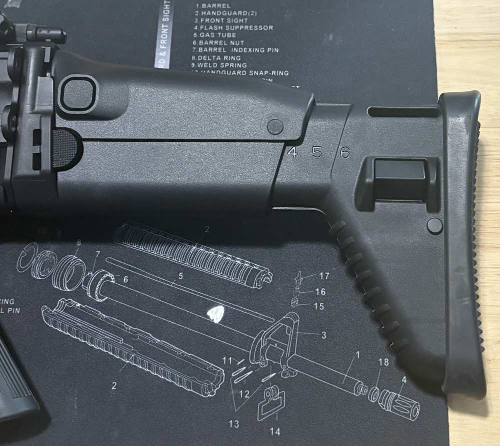 SCAR 16S-img-5