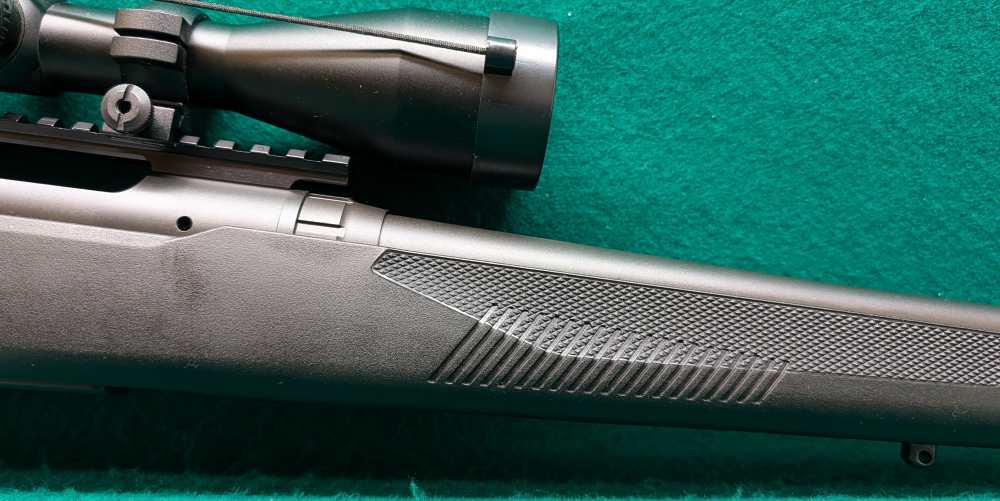 Savage 110 Apex Hunter Left Handed 270 WIN Carbon Black Matte 21” BBL 4+1-img-9