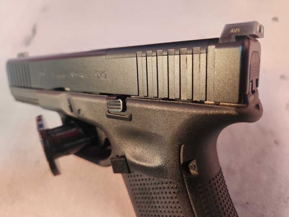 *POLICE TRADE IN* GLOCK 17 MOS GEN5 9MM USED! PENNY AUCTION!-img-2