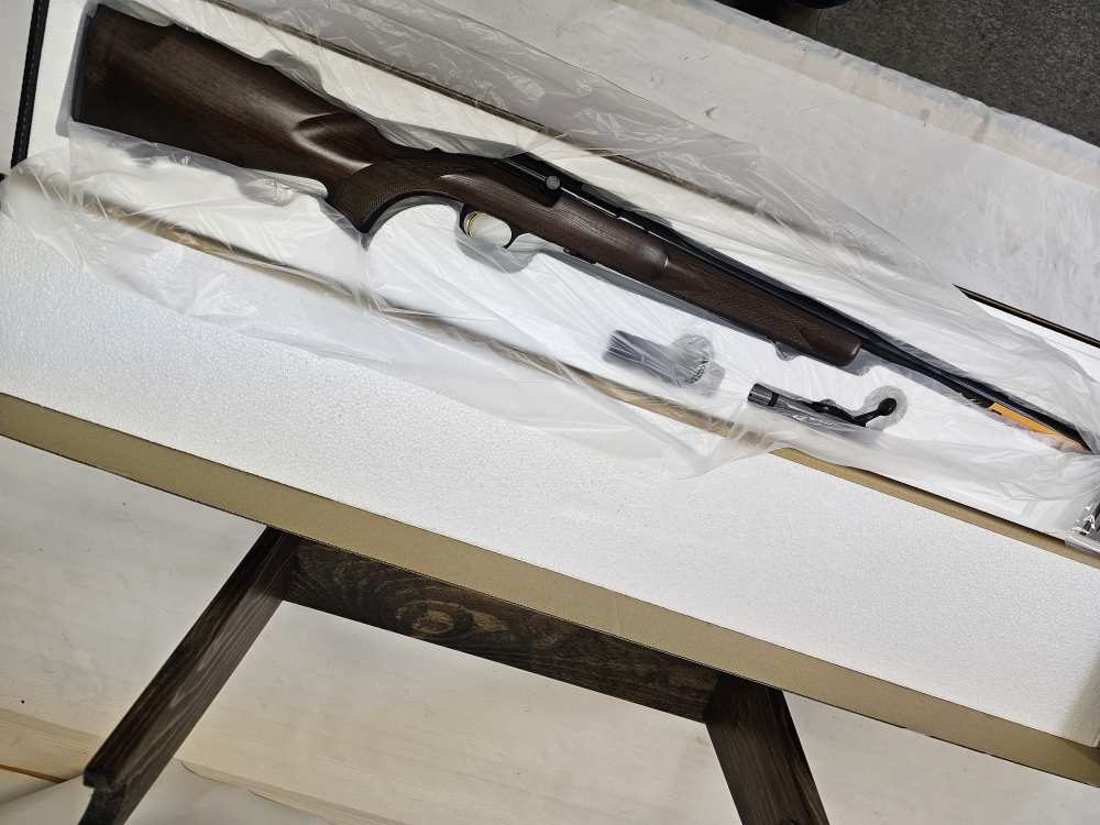Browning T-Bolt Target/Varmint .22LR/10+1/22" -img-0