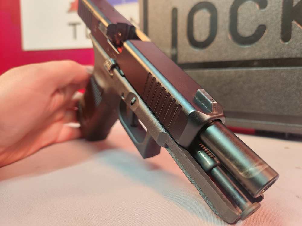 *POLICE TRADE IN* GLOCK 17 MOS GEN5 9MM USED! PENNY AUCTION!-img-8