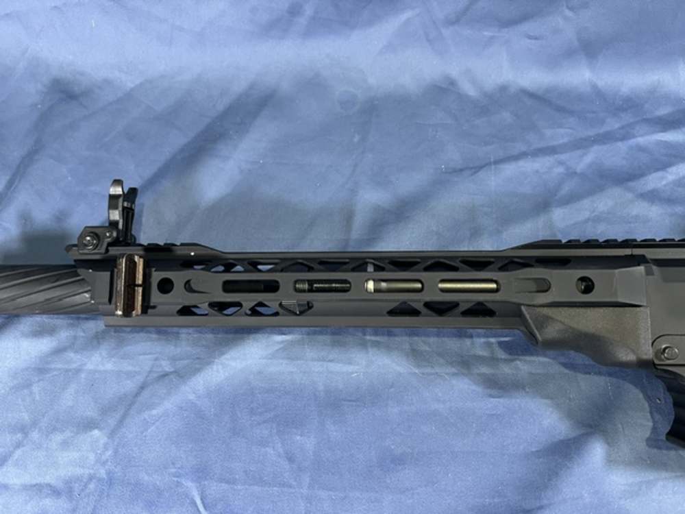 ROCK ISLAND ARMORY VR 80 Semi-Auto Shotgun 12 Gauge-img-3