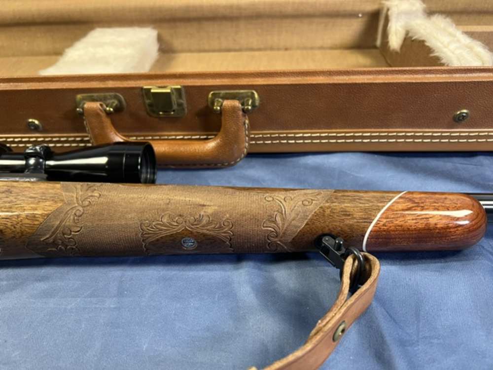 BROWNING OLYMPIAN made in Belgium RARE 1971 300 WIN MAG-img-2