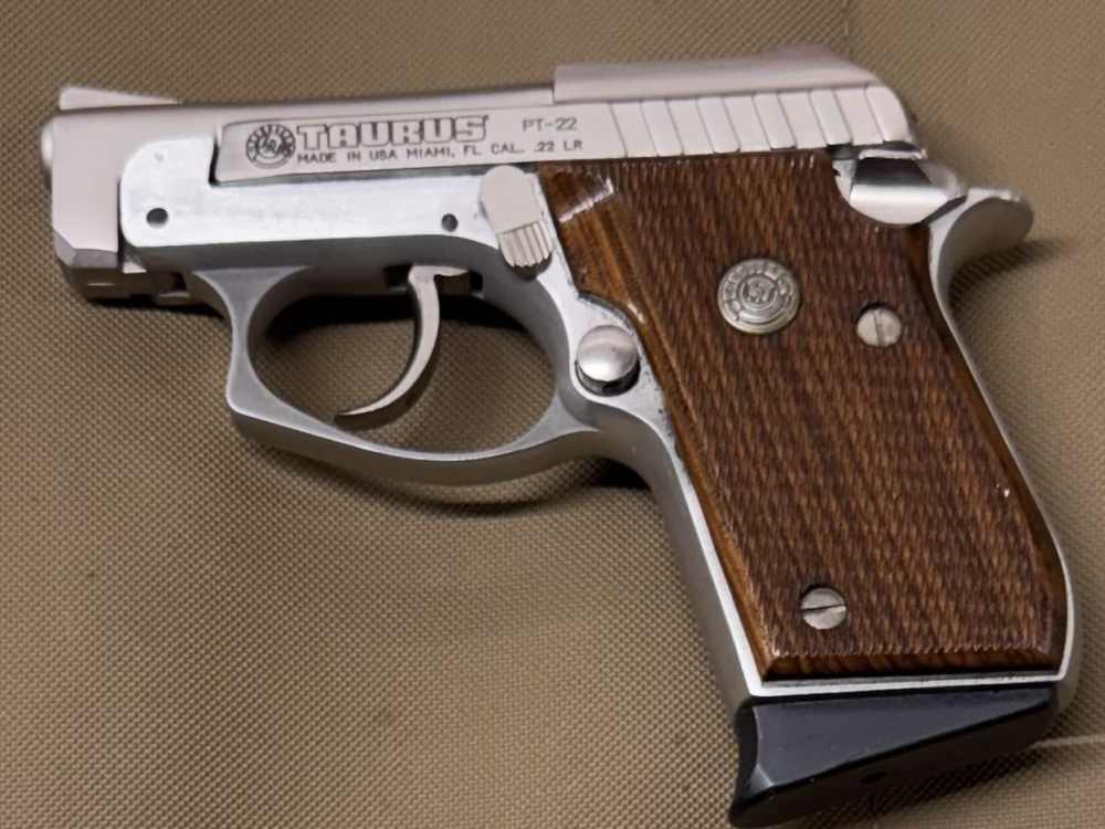 Used Taurus Pt 22 22lr-img-4