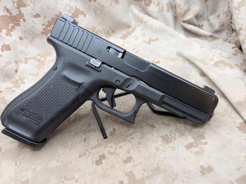Glock 17 Gen 5 9MM USED Police Trade In G17 Gen5 Ameriglo-img-2
