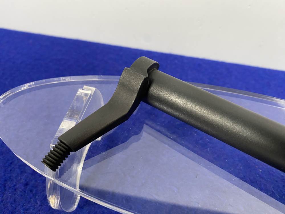 Remington 700 .308 Win Bolt *RIGHT-HAND, SHORT-ACTION, BLACK* -Custom Shop--img-3