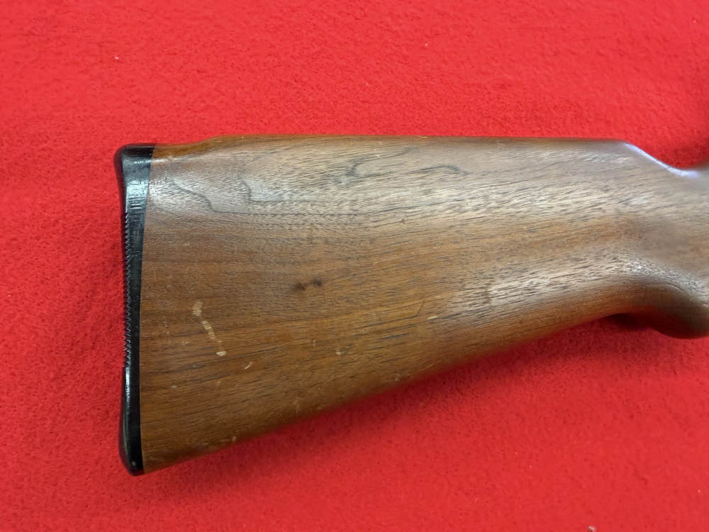 Mossberg model 152 in 22lr used-img-4