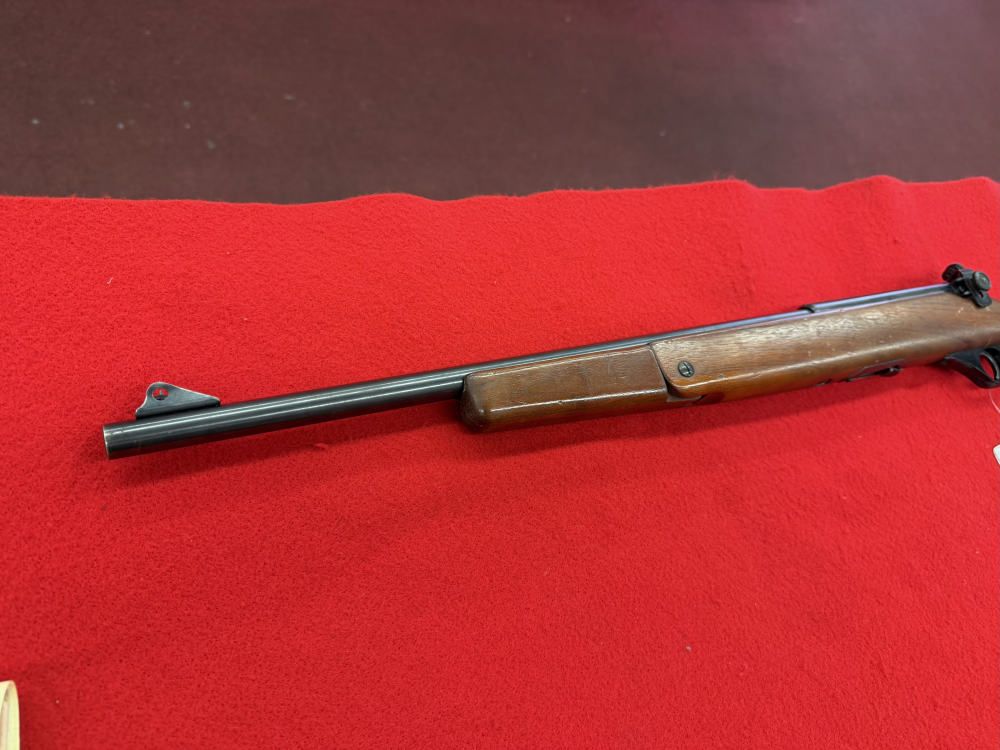 Mossberg model 152 in 22lr used-img-7