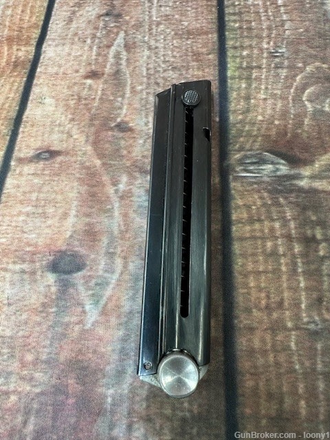 German Luger P08 WWII straight wing 63 eagle 1941production 9mm-img-1