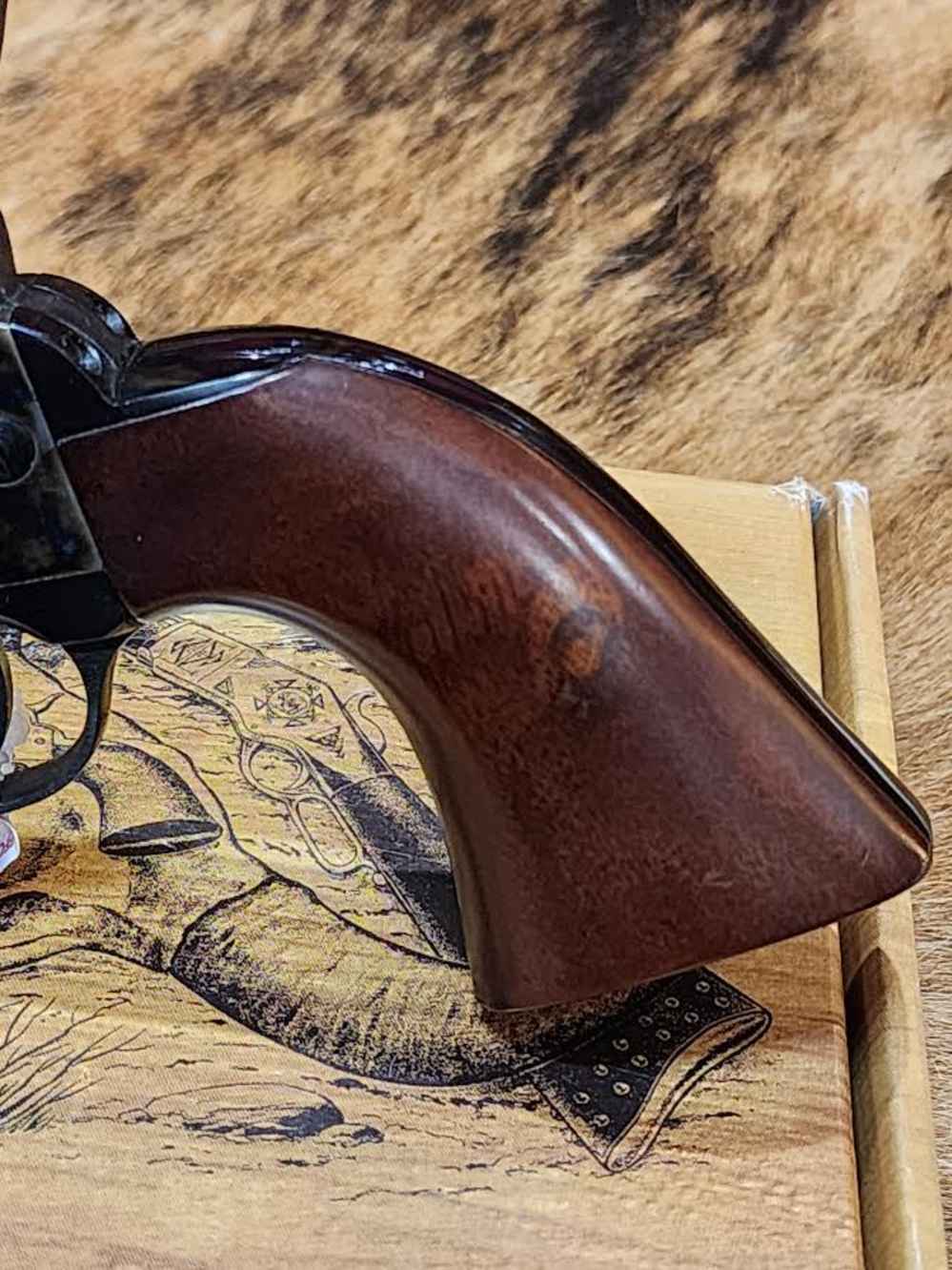 Uberti Mod. 1873 .22 LR-img-2