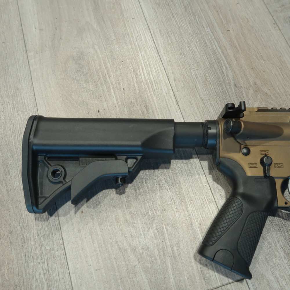 EXCELLENT LWRC M61C 5.56mm 16" Semi-Auto Rifle Bronze AR15 AR-15-img-1