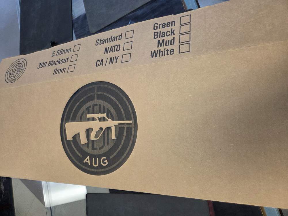 STEYR AUG UNFIRED IN BOX WITH SCOPE like new-img-11
