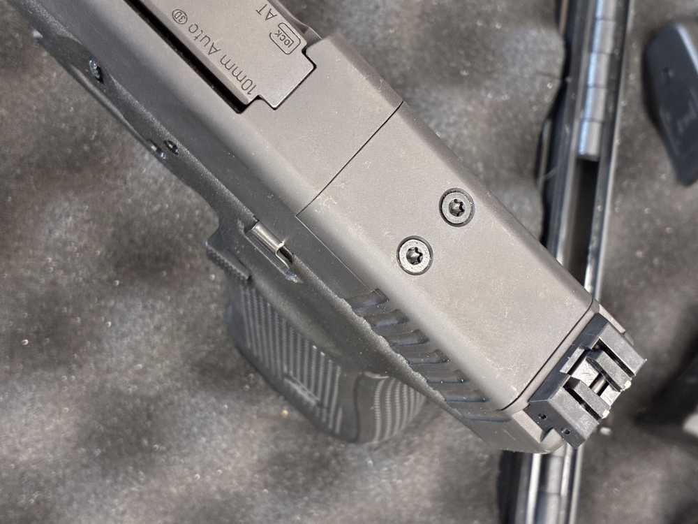 Glock Model 40 Gen 4 MOS Optic Ready 10mm 6.01” Mint Perfect Condition -img-4