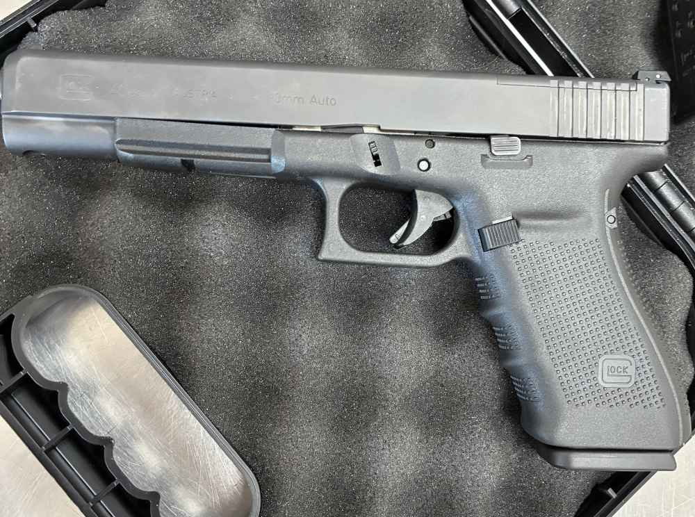Glock Model 40 Gen 4 MOS Optic Ready 10mm 6.01” Mint Perfect Condition -img-1