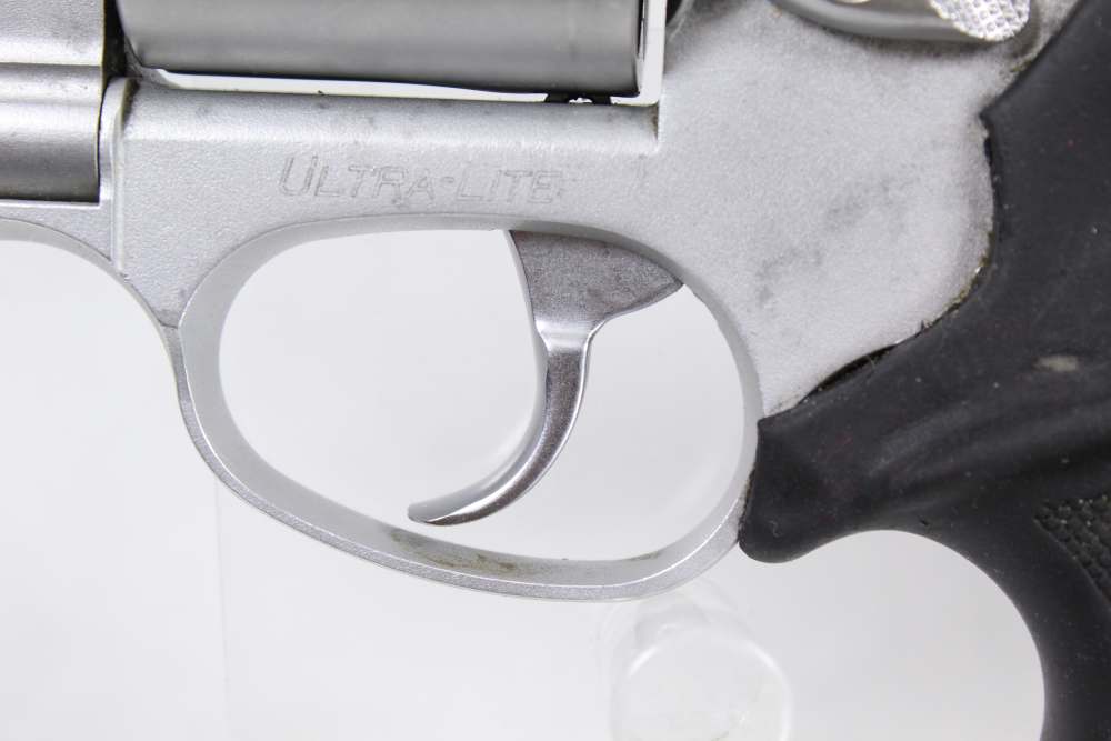 Taurus 85 Ultralite 38 Special Snub Nose Light Weight Carry Revolver w/ Box-img-6