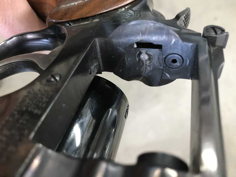 Smith & Wesson 15-4 38 spl revolver -img-4